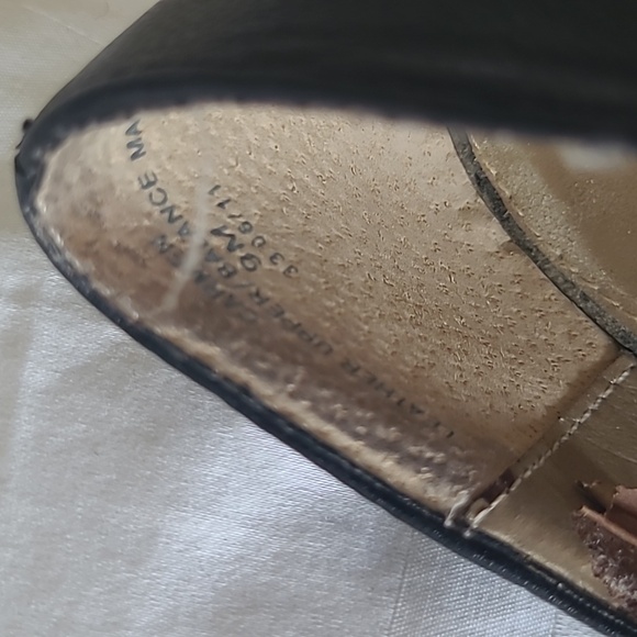 Liz Claiborne size 9 black heels - Picture 8 of 8